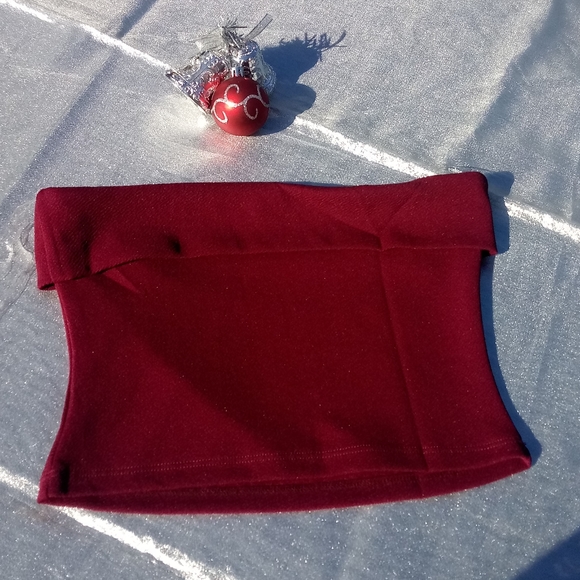 Oboe Wine Cropped Butterfly Top - Picture 6 of 10